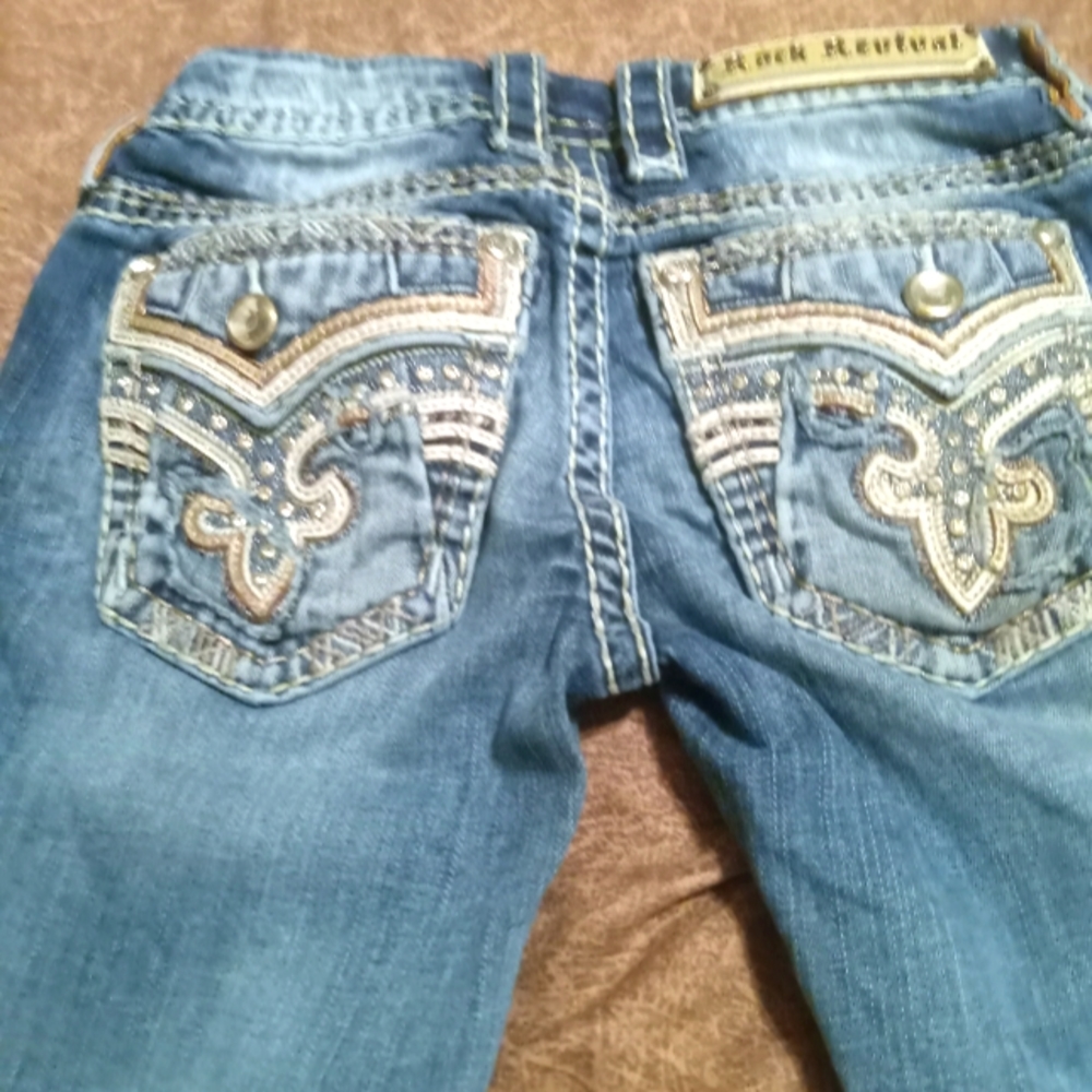 Rock Revival size 24